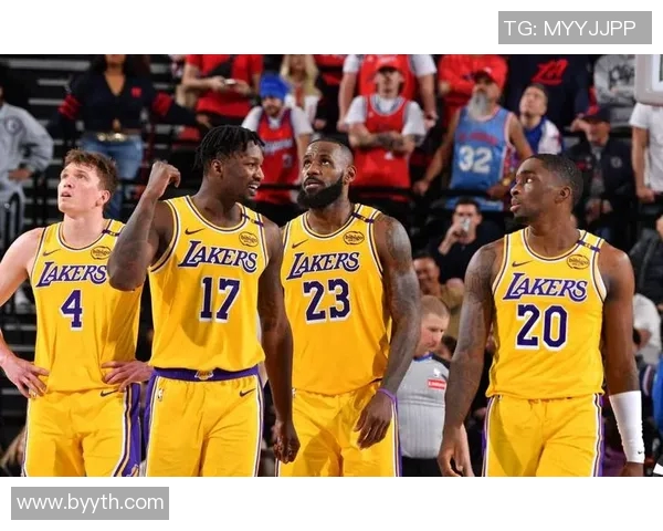 湖人对决快船全场精彩录像回放及赛后分析分享