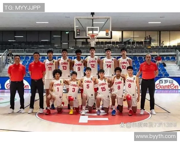 北京奥运会男篮中国队与美国队激战回顾与精彩瞬间分析